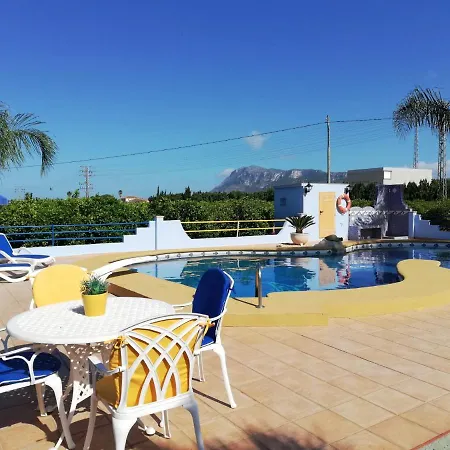 En Con Piscina Privada *