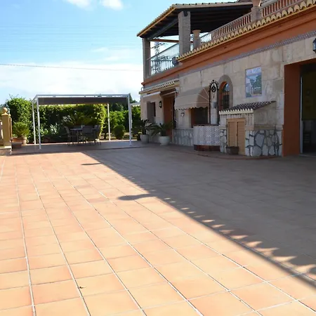 Chalet En Con Piscina Privada Denia