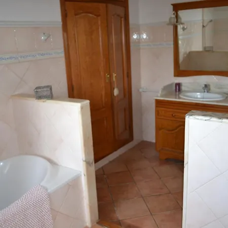 Chalet En Con Piscina Privada Denia