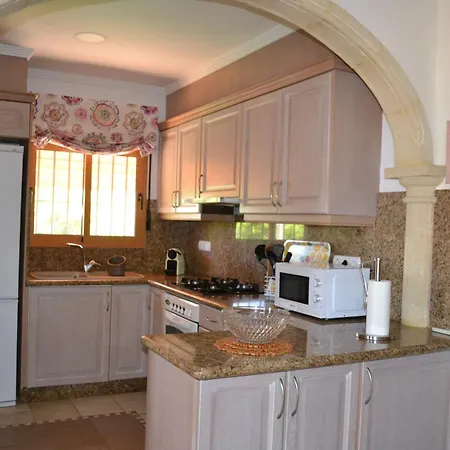 Chalet En Con Piscina Privada