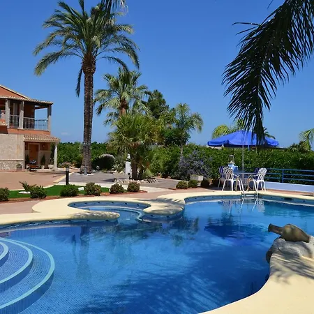 En Con Piscina Privada